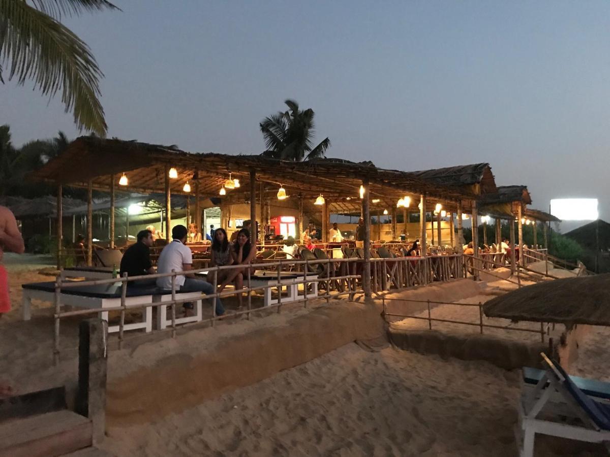 Blue Corner Beach Huts & Restaurant Benaulim Extérieur photo